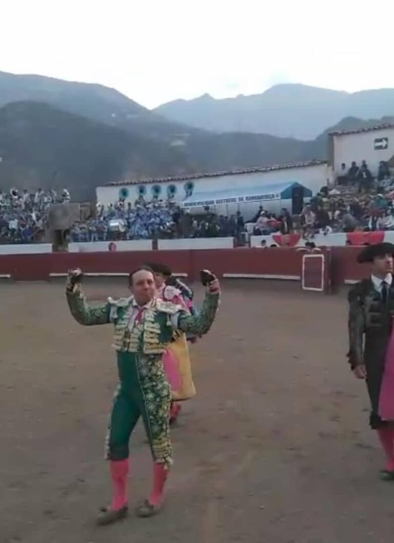 Un categórico Antonio Ramos, corta tres orejas en Ranrahirca, Perú