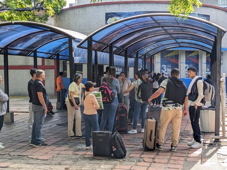 Punto de sellado concurrido en San Antonio del Táchira