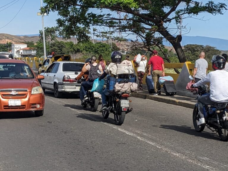 ¿SOAT por un día para vehículos venezolanos que ingresen a Colombia?