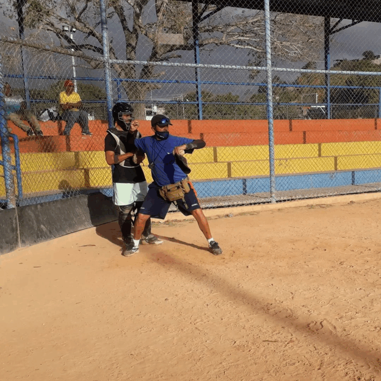 Academia de béisbol Luis Tirado capta talentos en Palmira