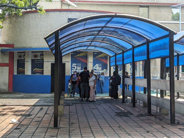 Taquillas de sellado laboran con el mismo horario de operatividad de los puentes internacionales