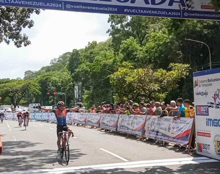 Santeil de Ecuador con Cristian Tobar dominó en Valencia