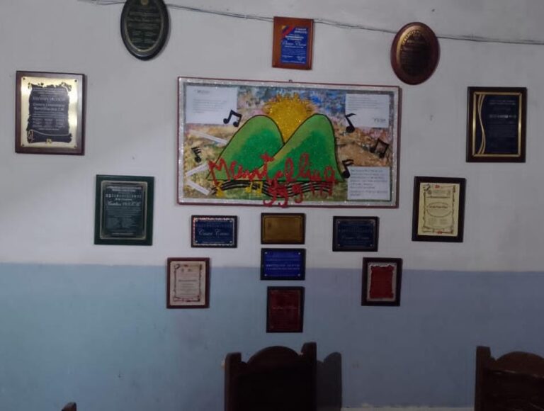 Mantellina 99.9 de celebra su XXIII aniversario