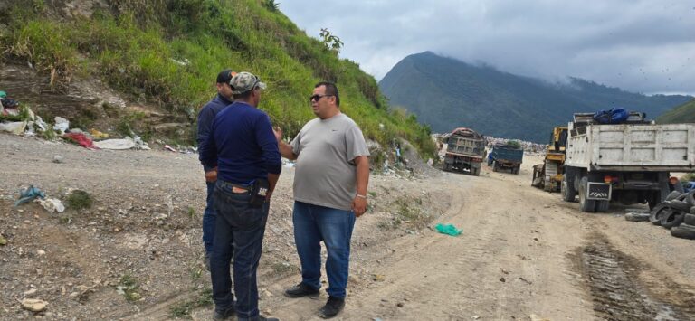 Adecuan vías de acceso al Vertedero El Palmar