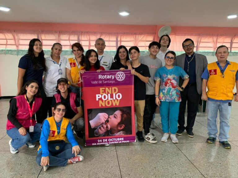 El Rotary Valle de Santiago vacuna contra la polio
