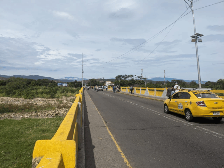 Lunes de poco movimiento en frontera