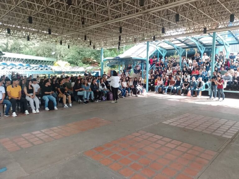 Bienvenida a los nuevos estudiantes en la ULA-Táchira
