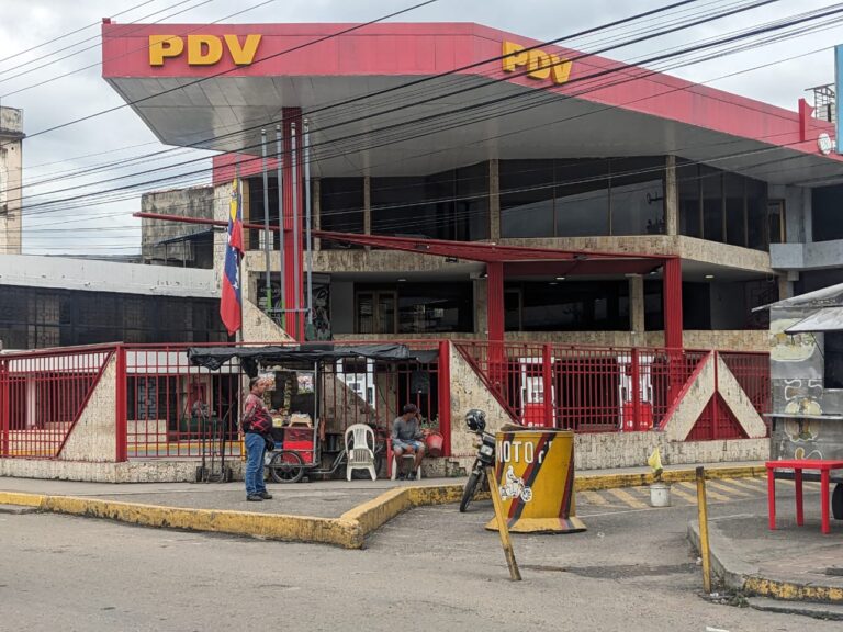 Concejal denuncia irregularidades en estación de servicio Frontera