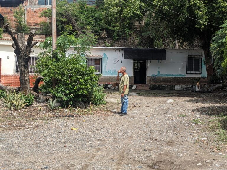 Peligro latente en la casa 104 de Ureña