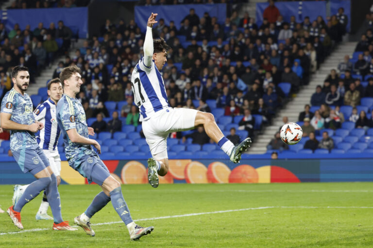 La Real Sociedad derrotó al Ajax