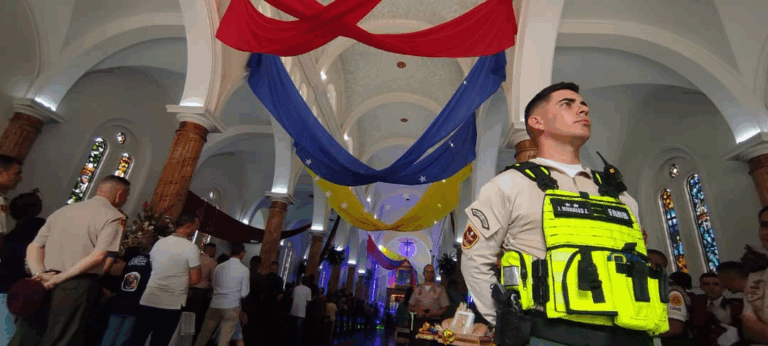 Fuerza Armada celebró Día de la Virgen de la Chiquinquirá