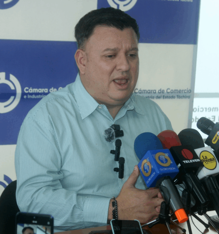 Cámara de Comercio llama a usar el bolívar en las compras