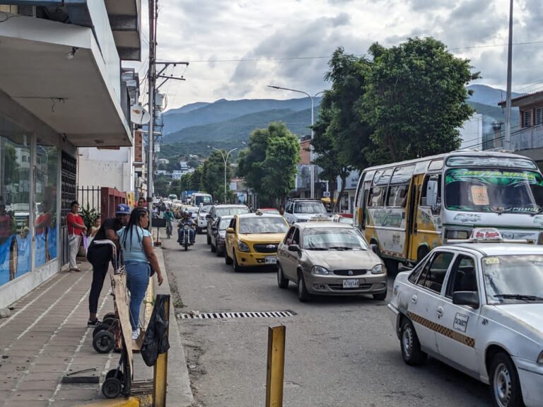 Lento el ingreso a Colombia