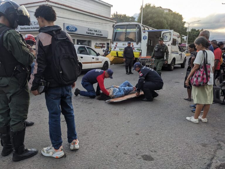 Dos lesionados en accidente de tránsito en la avenida Venezuela