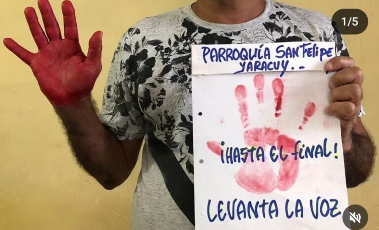 Con rostros tapados y pancartas en mano en Yaracuy se sumaron a protesta convocada para este #1Dic