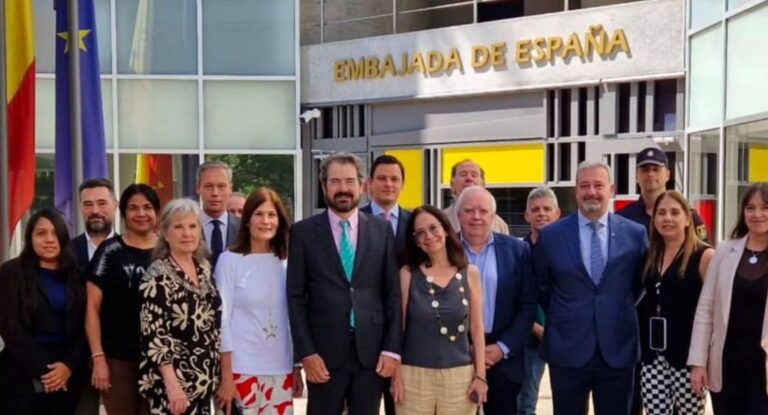 Embajada de España en Venezuela anuncia que Ramón Santos culminó su misión en el país