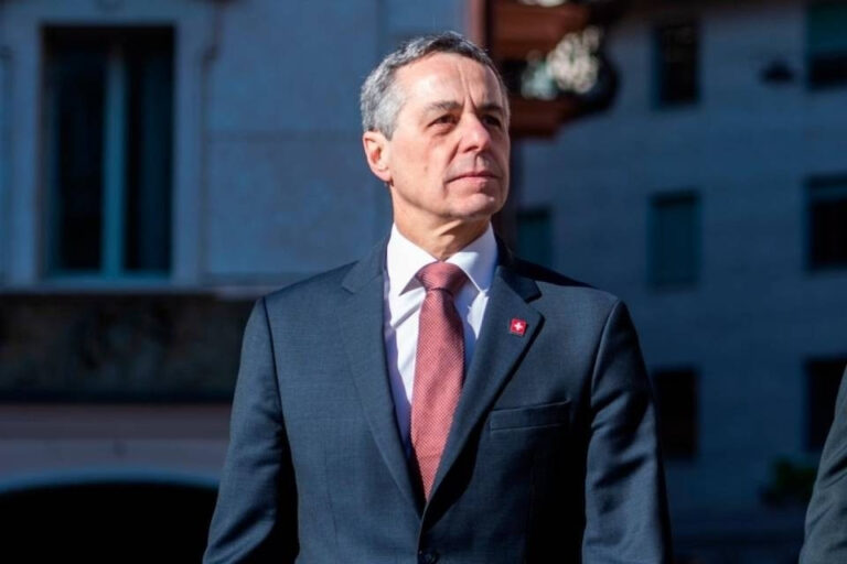 Acuerda Ecuador con Suiza que ésta asuma algunas de sus labores diplomáticas en Venezuela