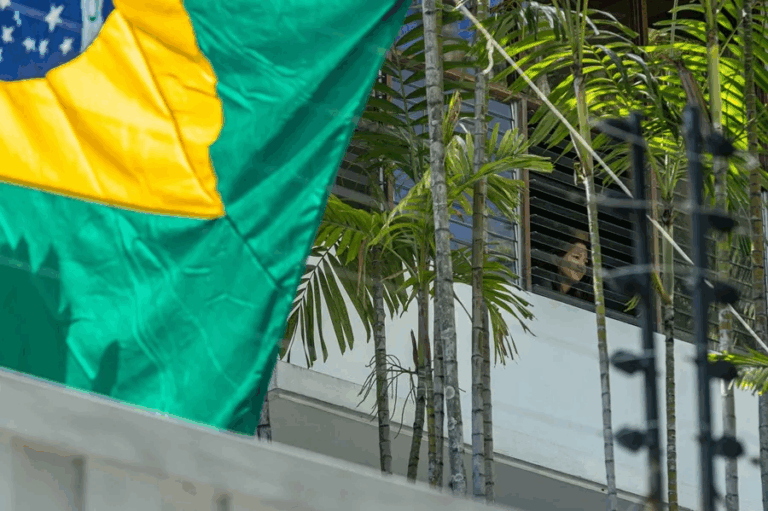 Trece países exigen en la OEA un salvoconducto para asilados en la embajada Argentina