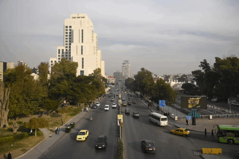 Israel bombardea los alrededores de Damasco, según una ONG y la televisión siria