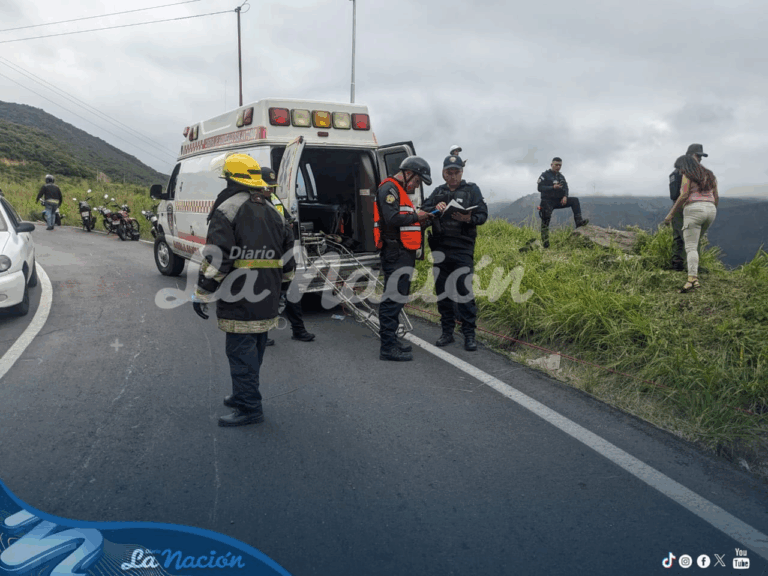 Al menos dos fallecidos en accidente de tránsito en la vía Peracal – Apartaderos