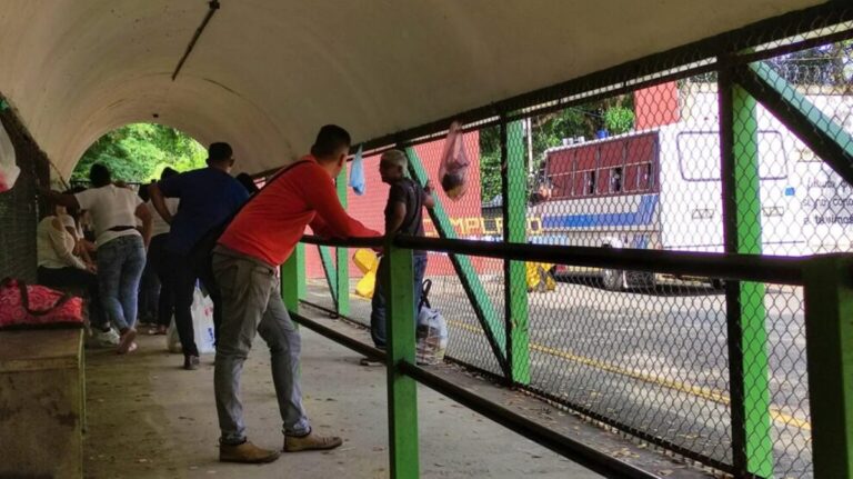 OVP denuncia requisas invasivas a mujeres que visitan a detenidos en Yare III