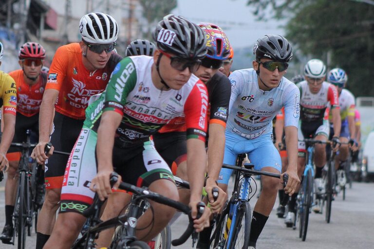 Dura etapa para los corredores