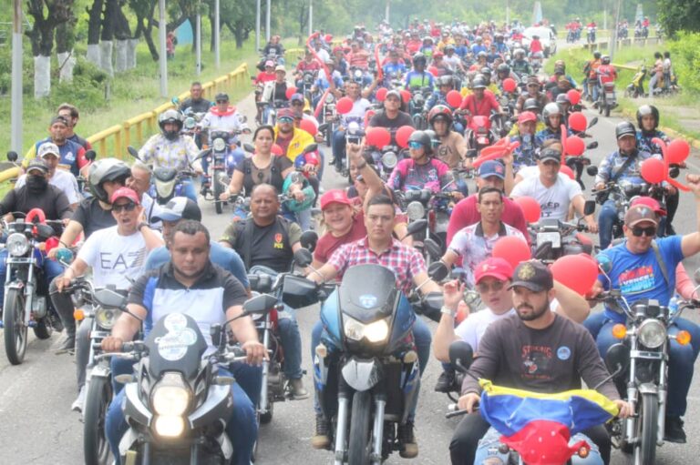 “Motorizados de la frontera resteados con Maduro”