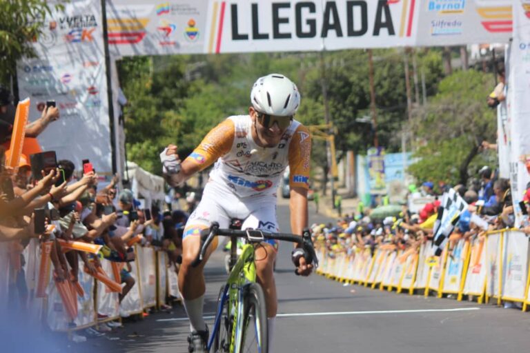 Sigue el festín en la casa lotera: Gabriel Mendoza alcanza tercera victoria en fila
