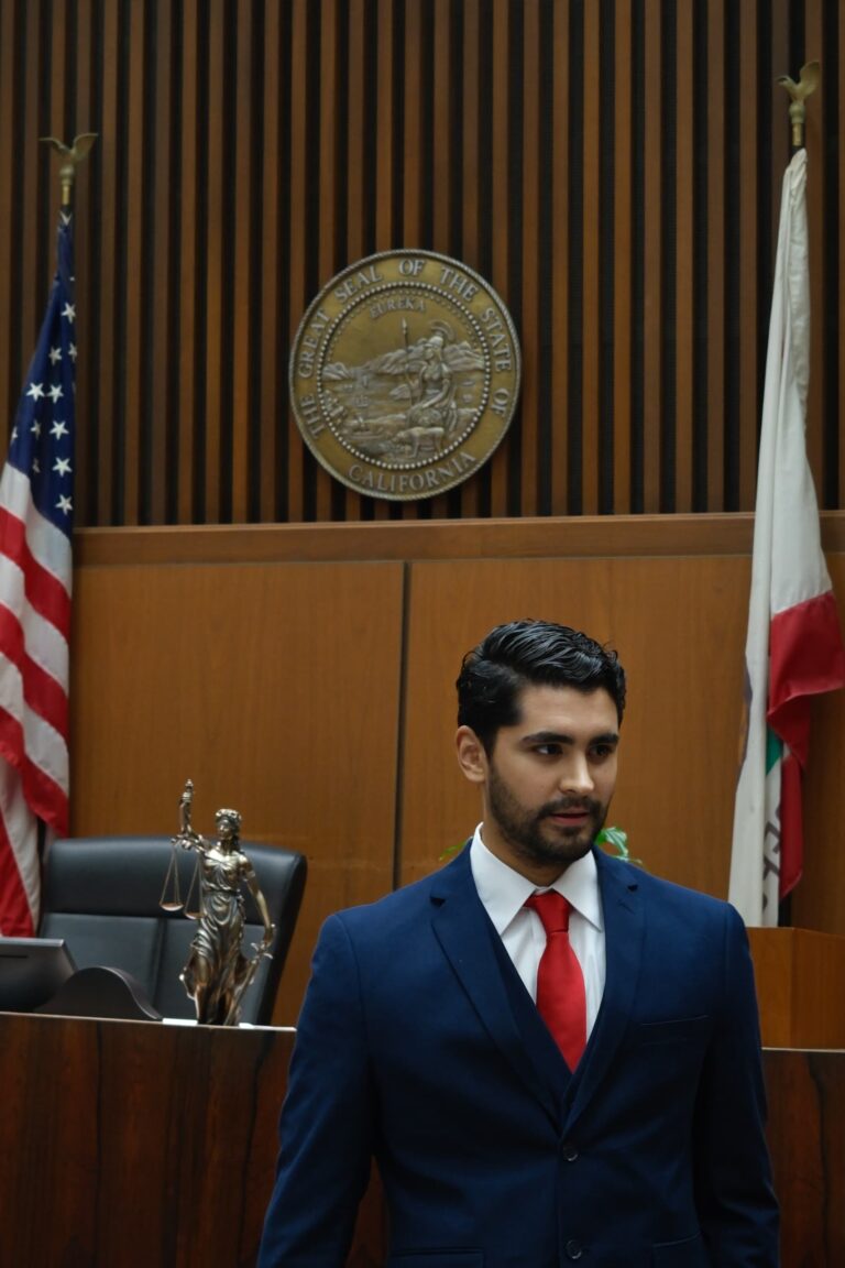 Tachirense residente en Los Ángeles, logra su sueño de ejercer la abogacía en los EE.UU.