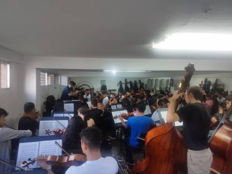 “Joyas del Romanticismo” este viernes en el teatro de la Unidad Vecinal y el sábado en Colón