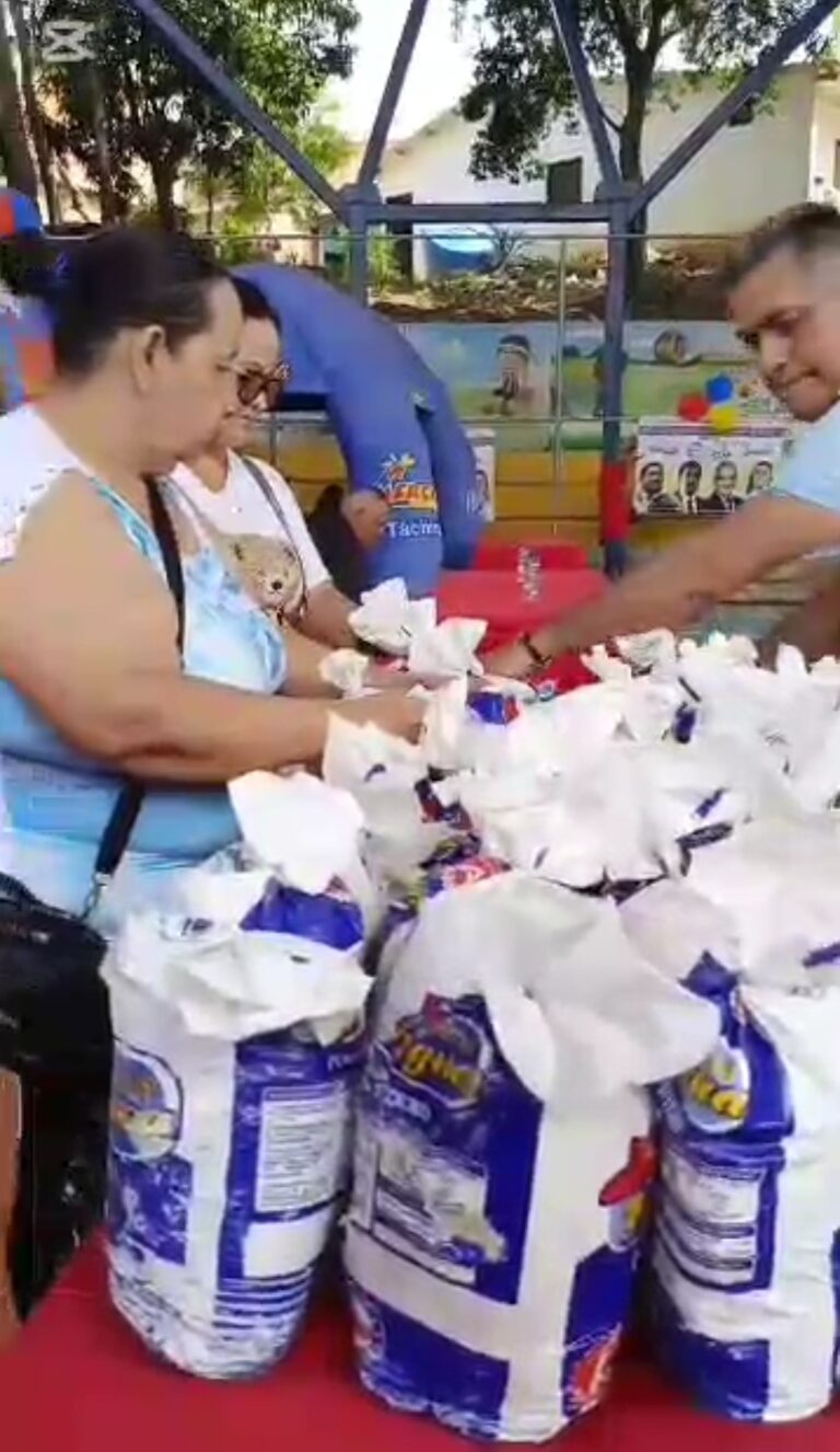 2 mil familias beneficiadas con combo proteico en San Antonio