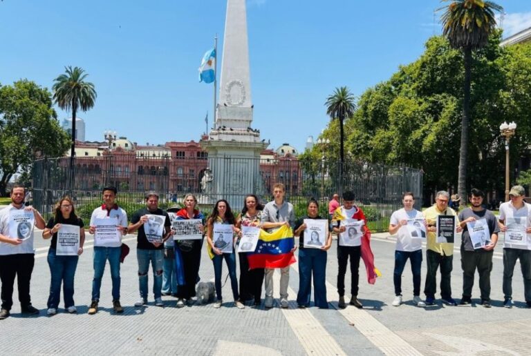 Venezolanos manifestaron en Buenos Aires por la liberación de los presos políticos