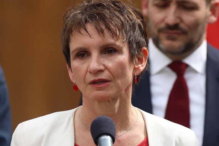 Chile descarta romper relaciones con Venezuela