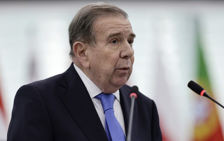 González: Informe del Centro Carter ratifica que Maduro debe respetar la voluntad popular