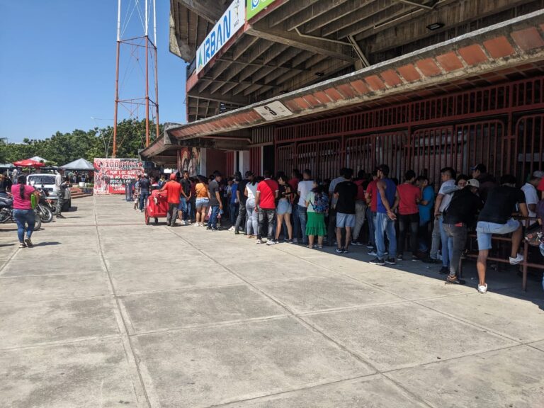 Reubicarán en albergues a los desplazados del Catatumbo