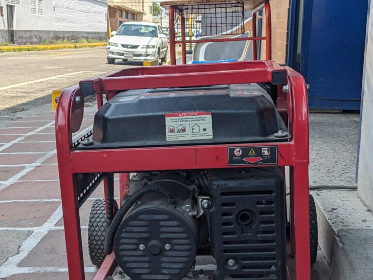 «Ni se descansa ni se trabaja bien»: la realidad en frontera por los apagones