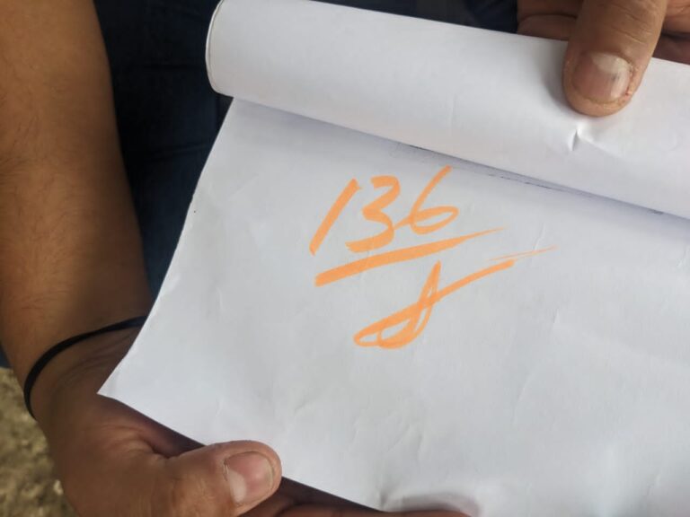 «Llegué a las 4:00 a.m. y ya había más de 200 personas en cola»