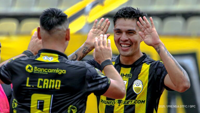 El Clásico es aurinegro: Táchira retoma el liderato del Apertura