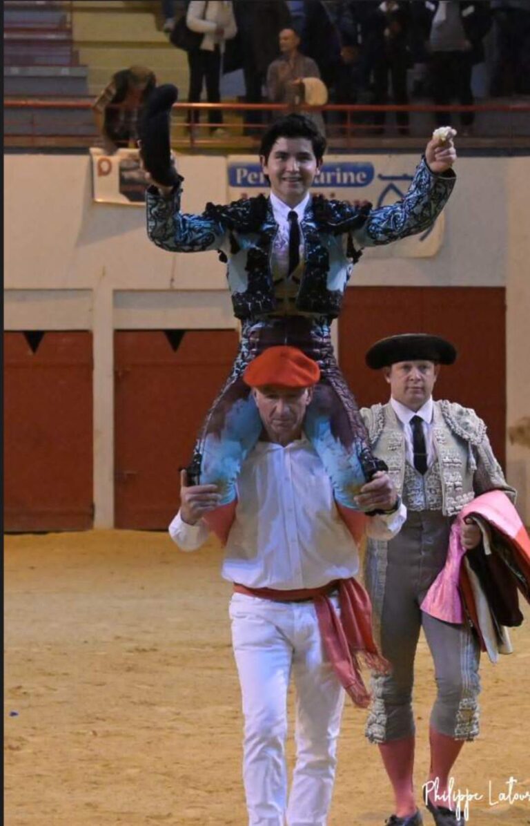 Apoteósico triunfo de Fernando Vanegas en Arzacq, Francia