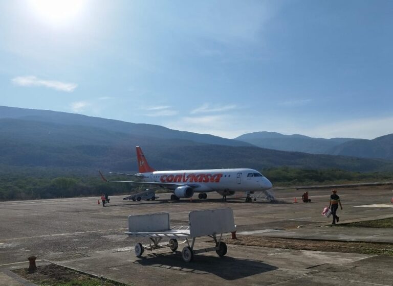 Conviasa también volará de Valencia a San Antonio