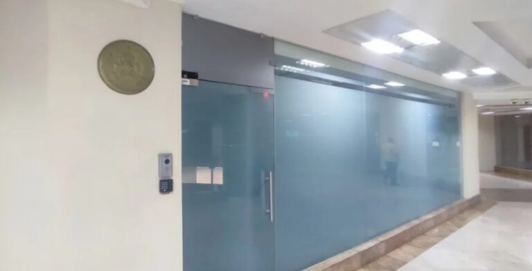 Cierran consulados de Chile en Puerto Ordaz y Caracas