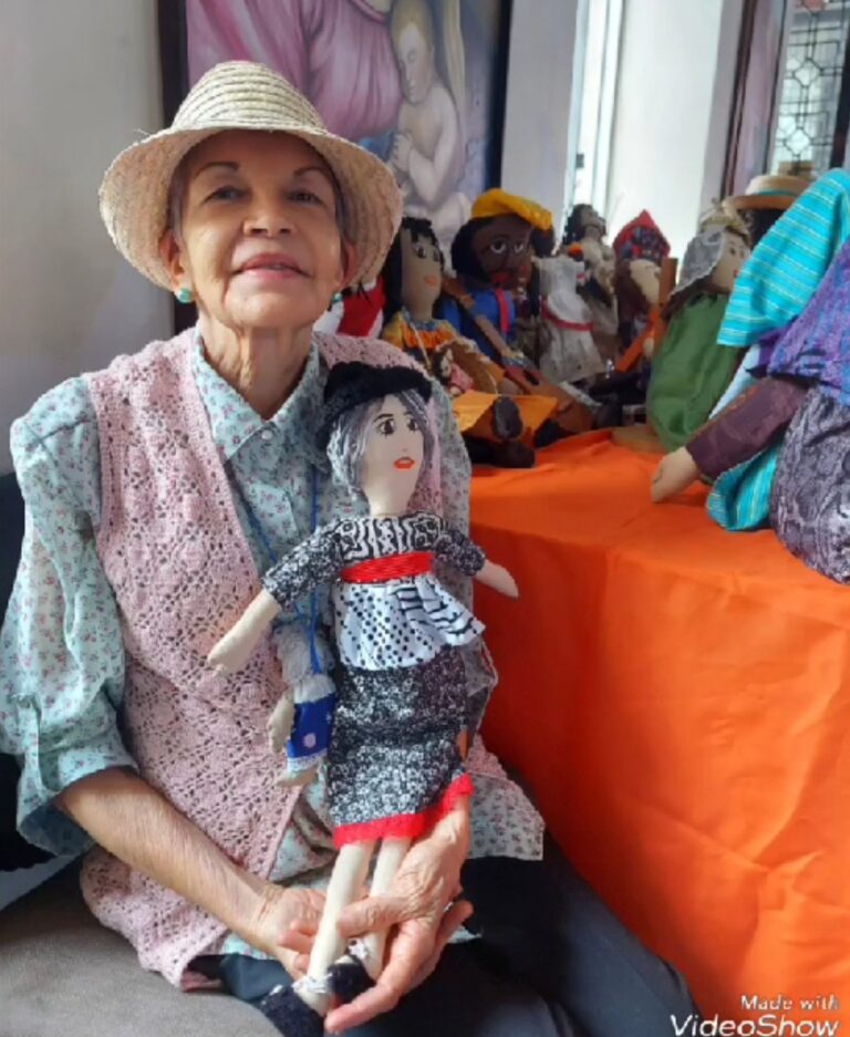 Fiesta de las muñecas en la Casa Steinvorth