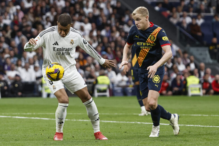 Real Madrid mantiene el pulso