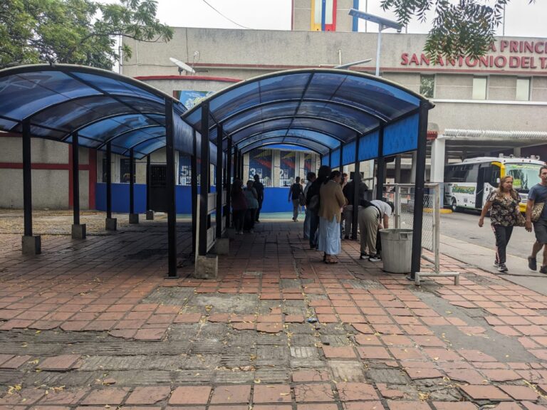 Cortes eléctricos trastocan atención en punto de sellado