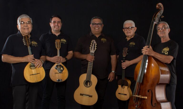 Grupo Raíces estrena “Auténtico” entre voces e instrumentos