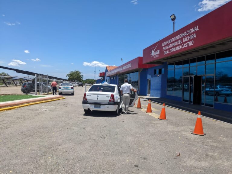 Aumento de vuelos vespertinos pudiera atraer más usuarios al aeropuerto de la frontera