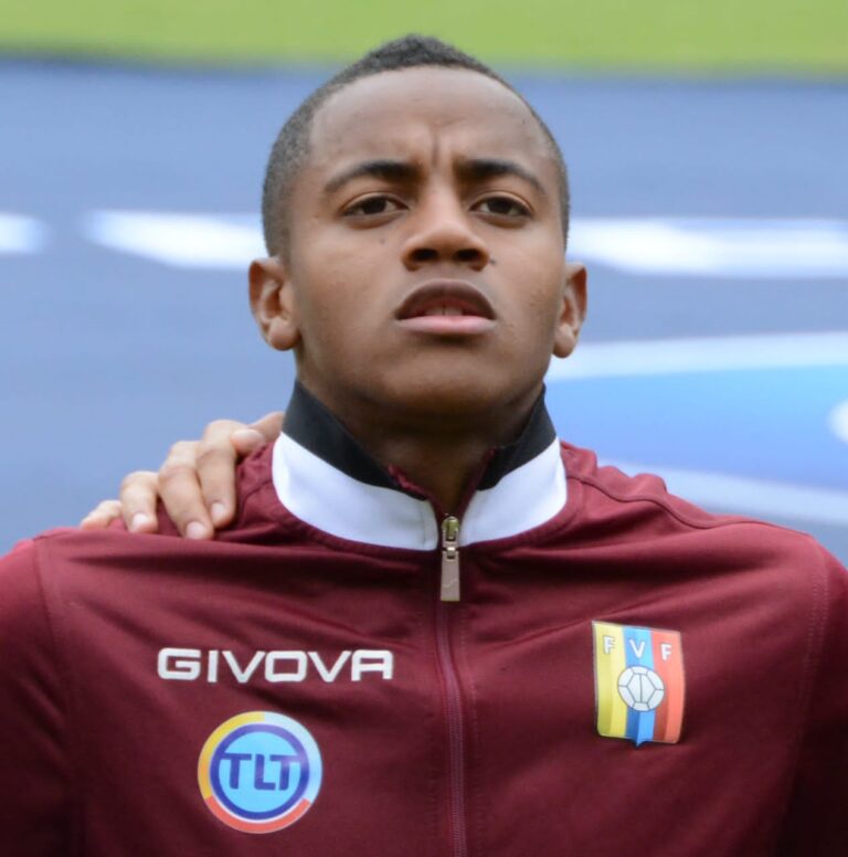 El Vinotinto Wilker Fariñez inició trámite para obtener la cédula colombiana