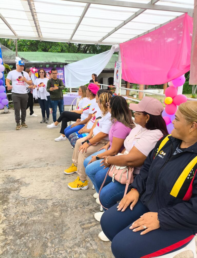 Alcalde y Primera Dama realzaron el valor de la mujer garciaheviense