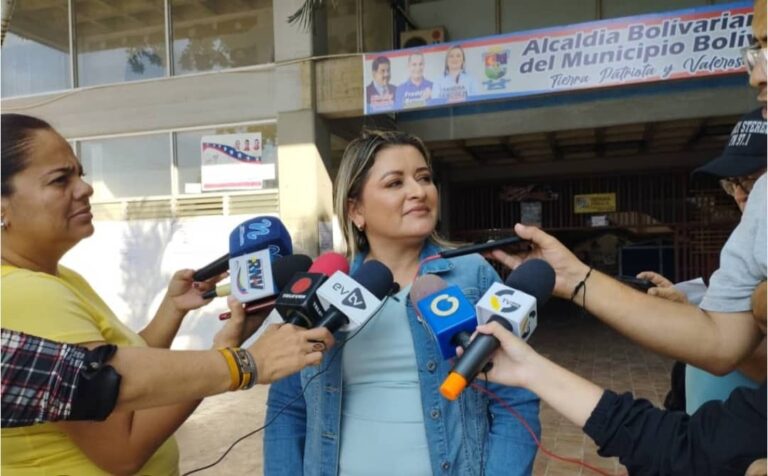 Alcaldía de Bolívar apegada al Decreto del Plan de Ahorro Energético