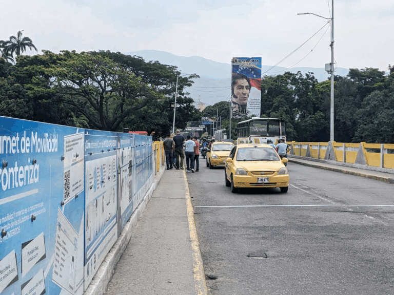 Gremio de taxistas de Cúcuta denuncia «persecución» de la PNB en San Antonio